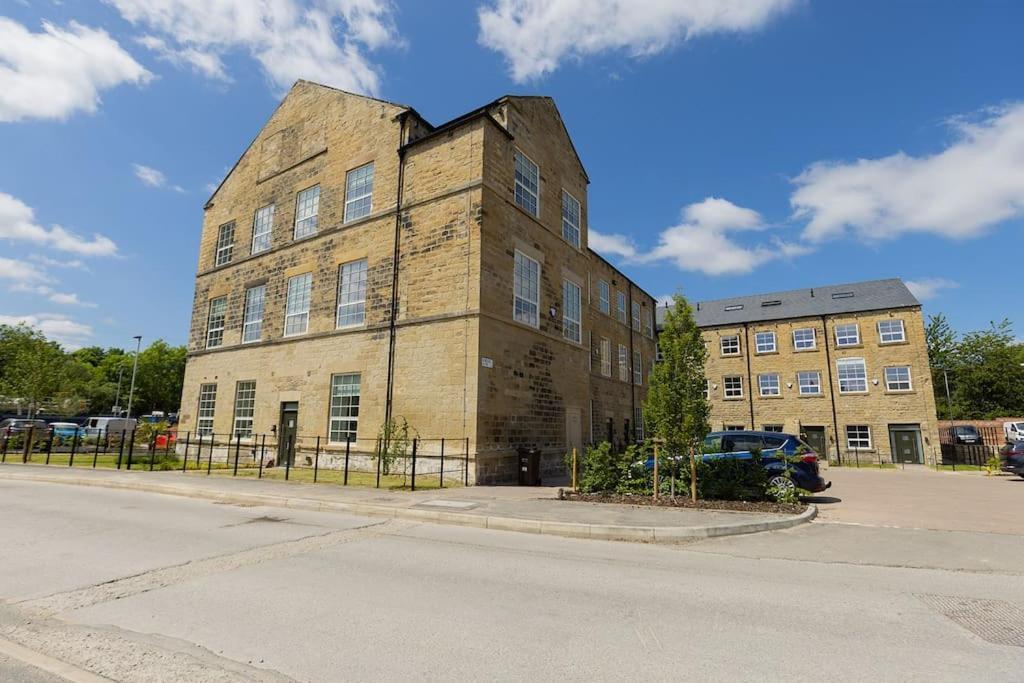 Bobbin Row - Grade 2 Listed Property With A Beautiful Design With Access To Leeds Leeds  Exterior photo
