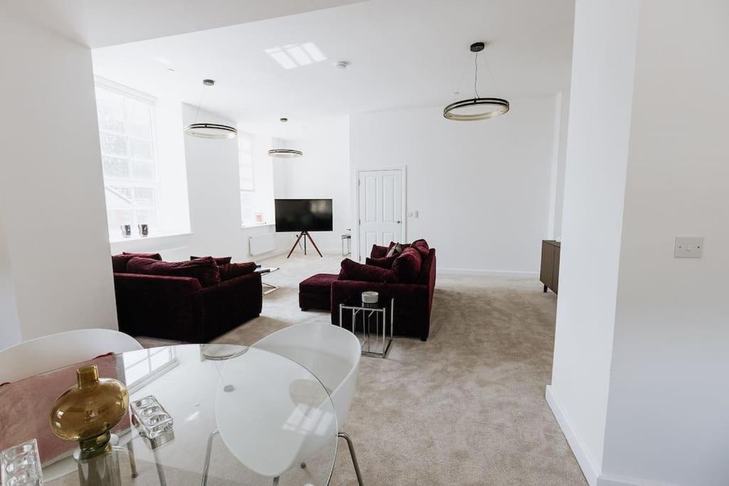Bobbin Row - Grade 2 Listed Property With A Beautiful Design With Access To Leeds Leeds  Exterior photo