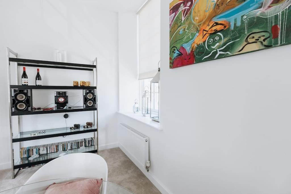 Bobbin Row - Grade 2 Listed Property With A Beautiful Design With Access To Leeds Leeds  Exterior photo